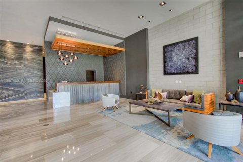 Condominio en alquiler en Miami, Florida, 2 dormitorios, 94.48 m2 № 2011449 - foto 23