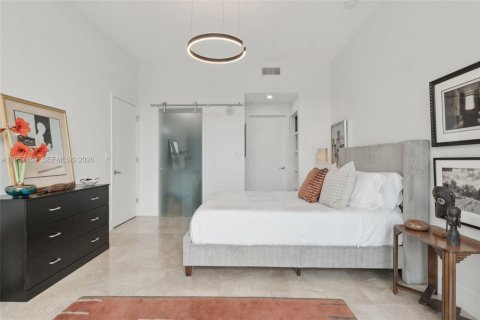 Condominio en alquiler en Miami, Florida, 2 dormitorios, 94.48 m2 № 2011449 - foto 11