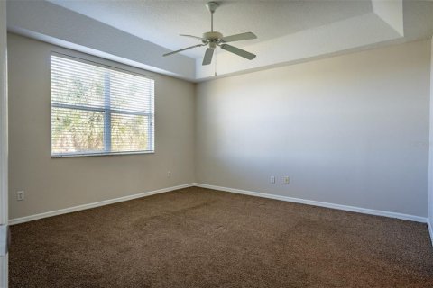 Condo in Orlando, Florida, 2 bedrooms № 2142606 - photo 12