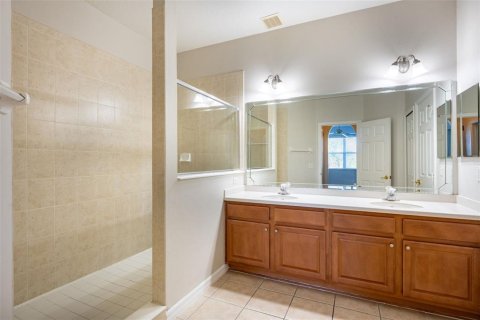 Condo in Orlando, Florida, 2 bedrooms № 2142606 - photo 15