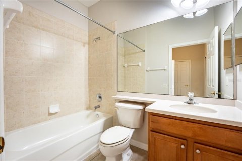 Condo in Orlando, Florida, 2 bedrooms № 2142606 - photo 19