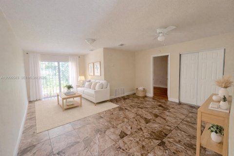Condo à Miami Gardens, Floride, 3 chambres № 2170736