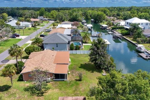 Casa en venta en Crystal River, Florida, 3 dormitorios, 167.22 m2 № 1803837 - foto 9