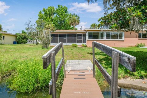 Casa en venta en Crystal River, Florida, 3 dormitorios, 167.22 m2 № 1803837 - foto 29