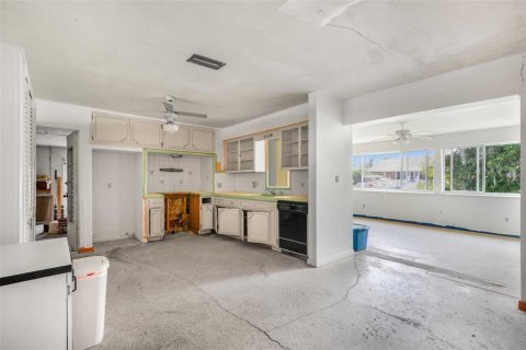 Casa en venta en Crystal River, Florida, 3 dormitorios, 167.22 m2 № 1803837 - foto 20