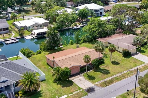 Casa en venta en Crystal River, Florida, 3 dormitorios, 167.22 m2 № 1803837 - foto 3