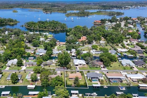Casa en venta en Crystal River, Florida, 3 dormitorios, 167.22 m2 № 1803837 - foto 11