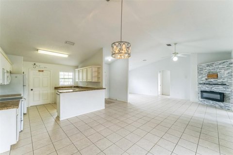 House in Haines City, Florida 3 bedrooms, 155.89 sq.m. № 1857912 - photo 7