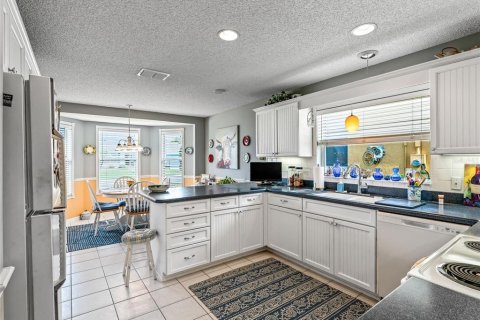 Casa en venta en The Villages, Florida, 3 dormitorios, 176.89 m2 № 2391470 - foto 12