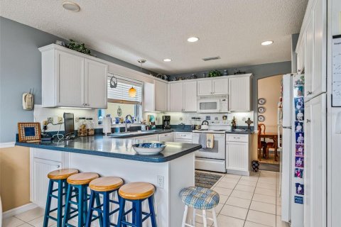 Casa en venta en The Villages, Florida, 3 dormitorios, 176.89 m2 № 2391470 - foto 17