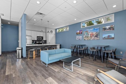 Condo in Tampa, Florida, 2 bedrooms  № 2213587 - photo 28