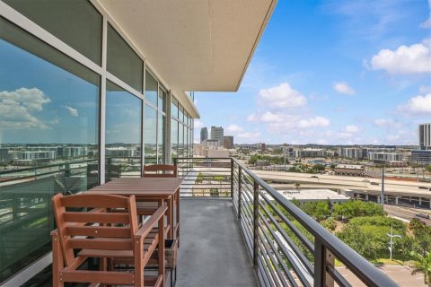 Condo in Tampa, Florida, 2 bedrooms  № 2213587 - photo 21