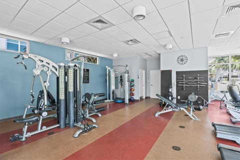 Condo in Tampa, Florida, 2 bedrooms  № 2213587 - photo 25