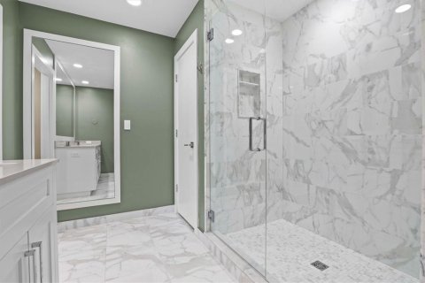 Condo in Tampa, Florida, 2 bedrooms  № 2213587 - photo 14