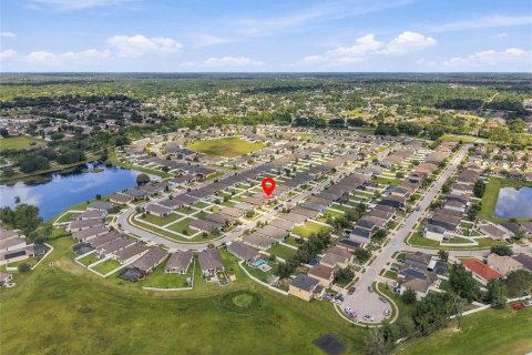 Casa en venta en Spring Hill, Florida, 4 dormitorios, 182.83 m2 № 2380988 - foto 28
