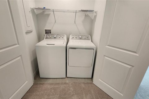 Adosado en alquiler en Kissimmee, Florida, 3 dormitorios, 144.09 m2 № 1856559 - foto 13