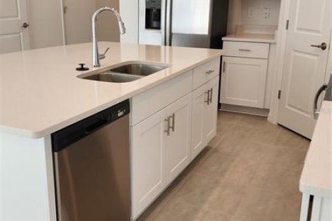 Adosado en alquiler en Kissimmee, Florida, 3 dormitorios, 144.09 m2 № 1856559 - foto 3