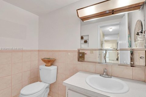 Copropriété à vendre à Hollywood, Floride: 1 chambre, 66.89 m2 № 1923283 - photo 7