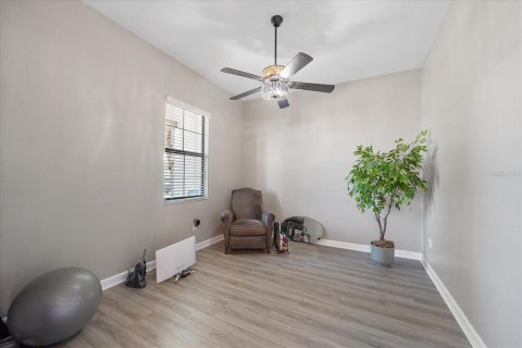 House in Wimauma, Florida 2 bedrooms, 208.01 sq.m. № 1734494 - photo 25