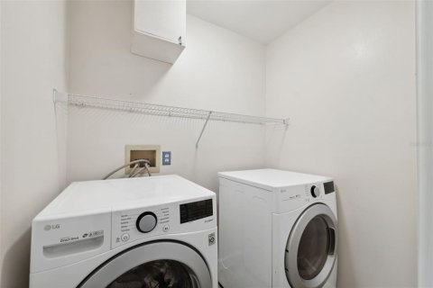 Casa en alquiler en Palm Harbor, Florida, 4 dormitorios, 164.62 m2 № 1858392 - foto 18