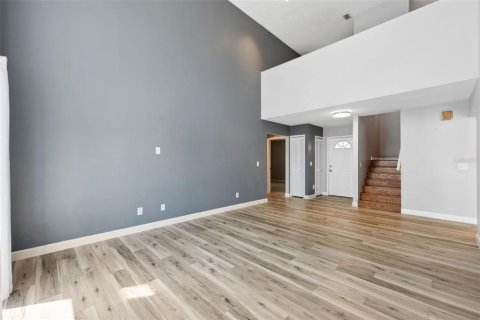 Casa en alquiler en Palm Harbor, Florida, 4 dormitorios, 164.62 m2 № 1858392 - foto 5