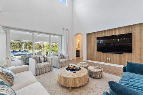 House in Jupiter, Florida 7 bedrooms, 535.3 sq.m. № 2192245 - photo 7