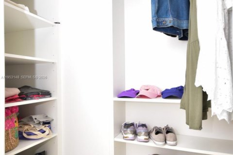 Снять в аренду кондоминиум в Санни-Айлс-Бич, Флорида 2 спальни, 175.21м2, № 2010135 - фото 19