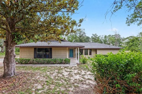 House in Dunnellon, Florida 3 bedrooms, 168.06 sq.m. № 2220710 - photo 2