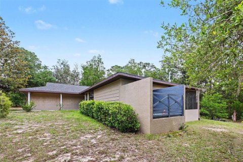 House in Dunnellon, Florida 3 bedrooms, 168.06 sq.m. № 2220710 - photo 23