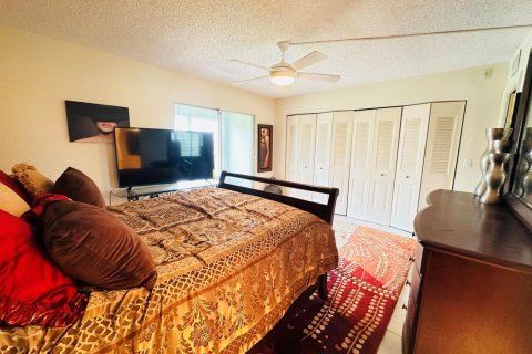 Condo in Deerfield Beach, Florida, 1 bedroom  № 2178181 - photo 11