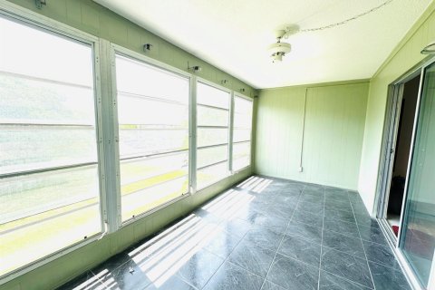 Condo in Deerfield Beach, Florida, 1 bedroom  № 2178181 - photo 19
