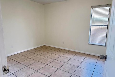 Villa ou maison à louer à Port St. Lucie, Floride: 3 chambres, 158.96 m2 № 2386999 - photo 7