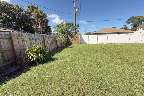 Villa ou maison à louer à Port St. Lucie, Floride: 3 chambres, 158.96 m2 № 2386999 - photo 20