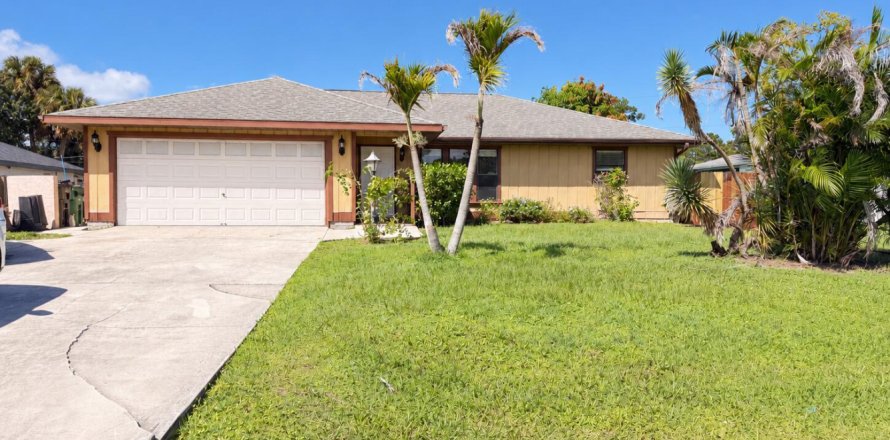Villa ou maison à Port St. Lucie, Floride 3 chambres, 158.96 m2 № 2386999