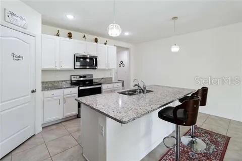 Villa ou maison à louer à Sanford, Floride: 4 chambres, 169.27 m2 № 1912975 - photo 6