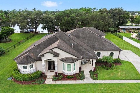 Villa ou maison à Tavares, Floride 5 chambres, 302.49 m2 № 2405512