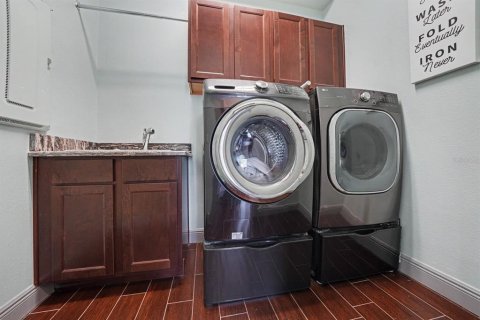 Villa ou maison à vendre à Tavares, Floride: 5 chambres, 302.49 m2 № 2405512 - photo 30