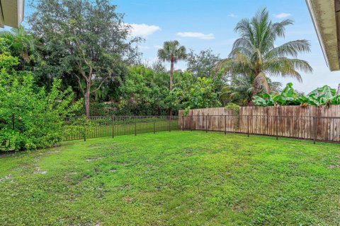 Villa ou maison à vendre à Boca Raton, Floride: 3 chambres, 194.54 m2 № 2397976 - photo 29
