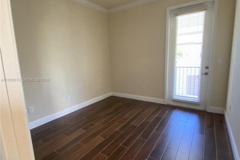 Townhouse in Coconut Creek, Florida 3 bedrooms, 164.25 sq.m. № 2010799 - photo 25