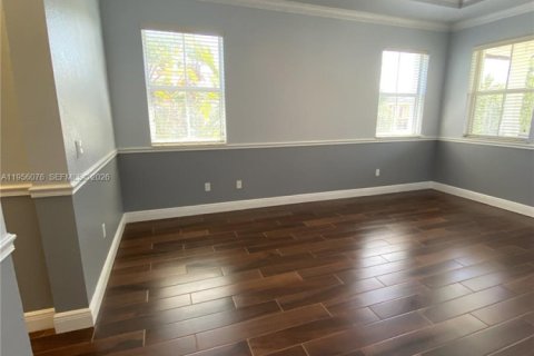 Townhouse in Coconut Creek, Florida 3 bedrooms, 164.25 sq.m. № 2010799 - photo 16