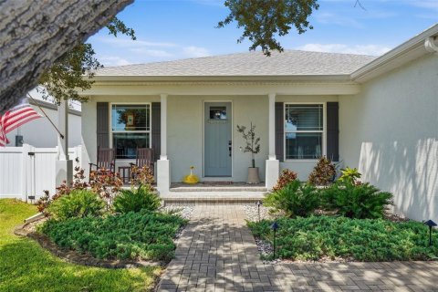 Villa ou maison à vendre à Saint Petersburg, Floride: 4 chambres, 197.23 m2 № 2339482 - photo 7