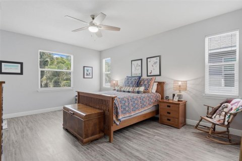 Villa ou maison à vendre à Saint Petersburg, Floride: 4 chambres, 197.23 m2 № 2339482 - photo 17