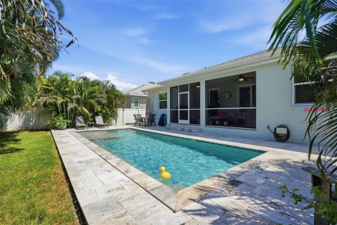 Villa ou maison à vendre à Saint Petersburg, Floride: 4 chambres, 197.23 m2 № 2339482 - photo 3