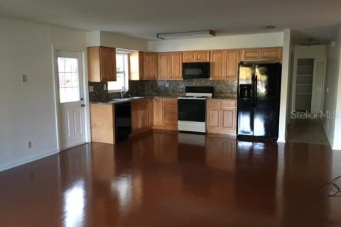 Villa ou maison à louer à Lakeland, Floride: 3 chambres, 159.05 m2 № 1686936 - photo 6