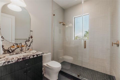 Купить виллу или дом в Лайтхаус-Пойнт, Флорида 8 спален, 783.44м2, № 1925184 - фото 29