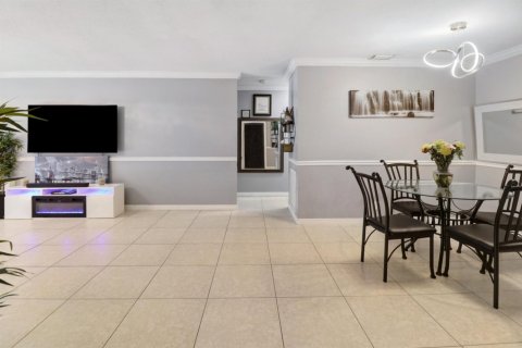 Condominio en venta en Boynton Beach, Florida, 3 dormitorios, 112.97 m2 № 2084502 - foto 4