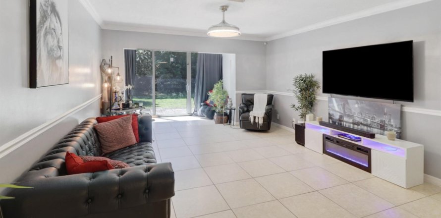 Condominio en Boynton Beach, Florida, 3 dormitorios  № 2084502