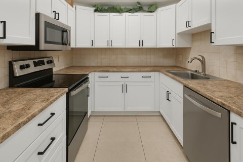 Condominio en venta en Boynton Beach, Florida, 3 dormitorios, 112.97 m2 № 2084502 - foto 11