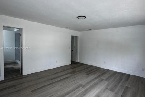 Copropriété à louer à North Miami, Floride: 2 chambres, 136.01 m2 № 2045369 - photo 14