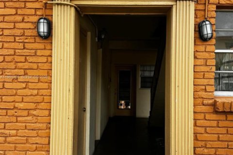 Copropriété à louer à North Miami, Floride: 2 chambres, 136.01 m2 № 2045369 - photo 30